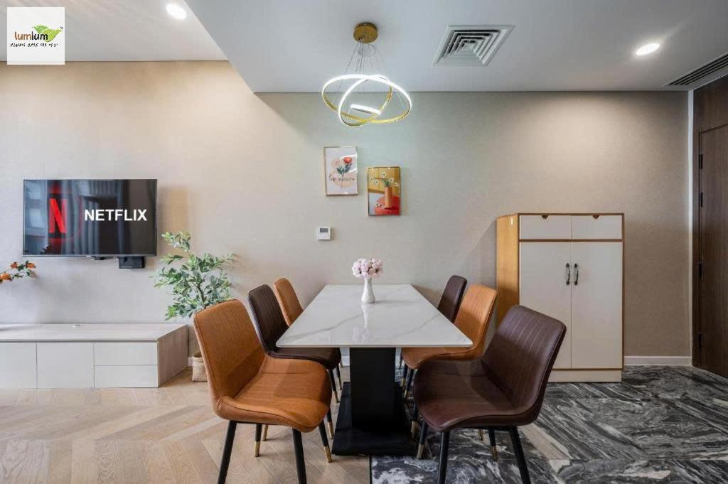 The Lumiere Riverside Residence Apartment Хошимин Экстерьер фото